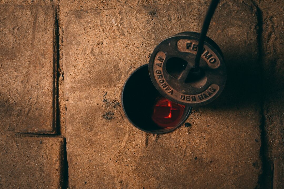 VOGELENSAGNH A BRICK STORY