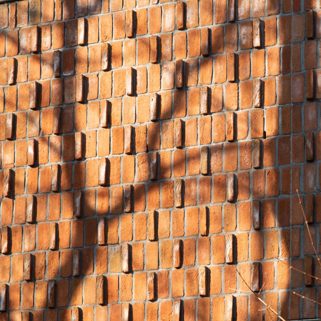 VOGELENSAGNH A BRICK STORY